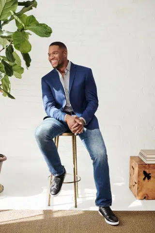 mwwn20_strahan_loc_suit_5_srgb Collection by Michael Strahan (Photo: Business Wire)